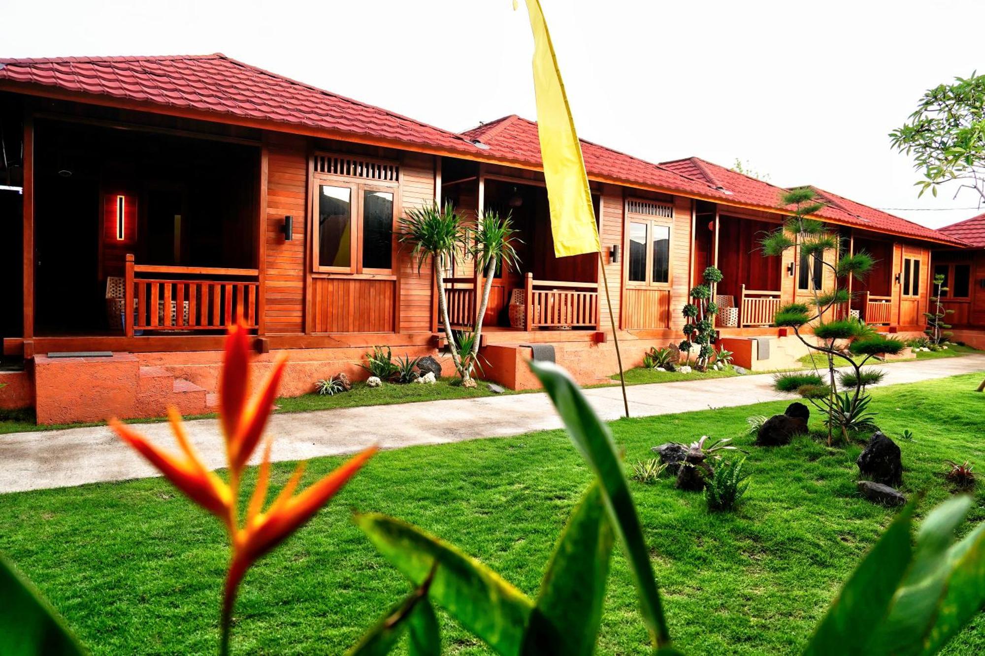 Newly Constructed Serene Timber Retreat! Perfect Location For Long Term Maison d'hôtes