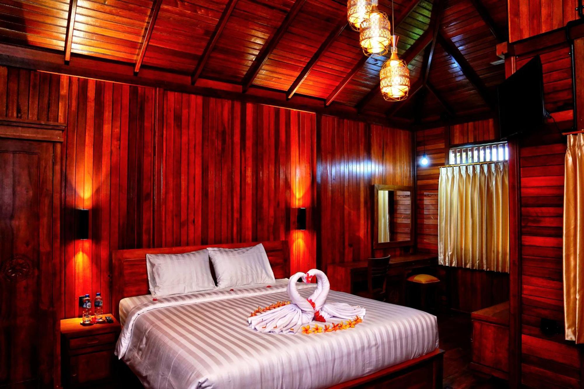Newly Constructed Serene Timber Retreat! Perfect Location For Long Term Nusa Dua (Bali)